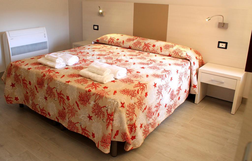 Bed and Breakfast Meuble Leonetti Centola Exterior foto